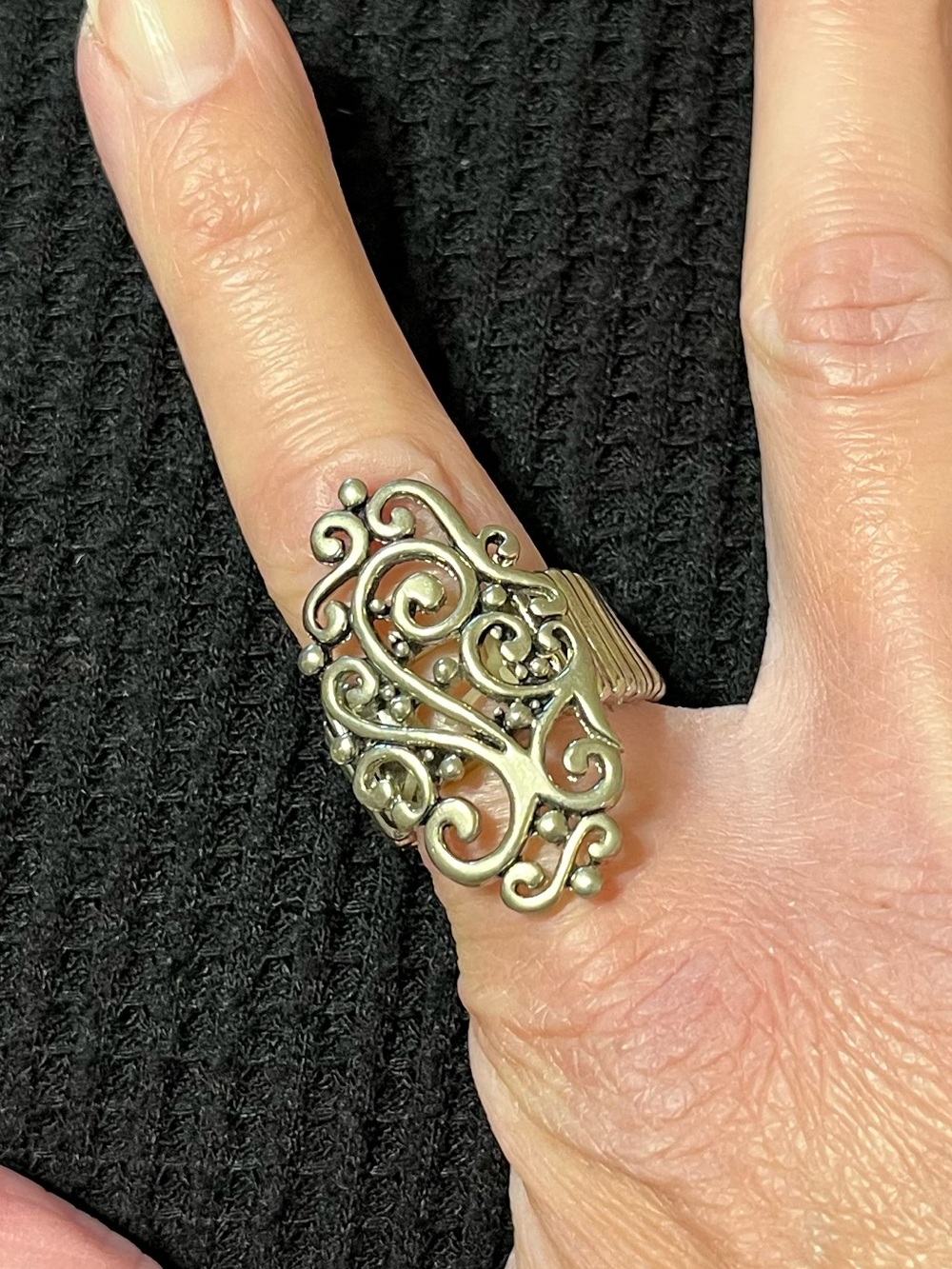 Silver Tone Ornate Flexible Ring